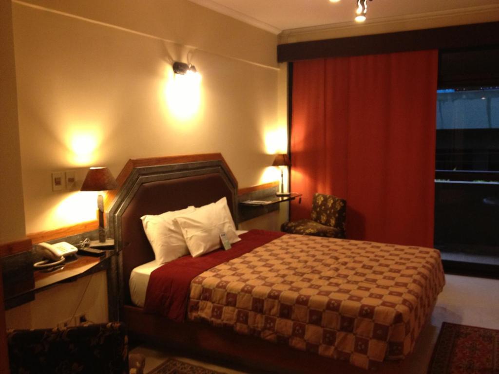 Aspen Hotel & Apart Asuncion Szoba fotó