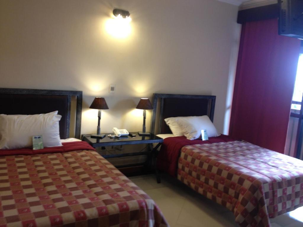 Aspen Hotel & Apart Asuncion Szoba fotó